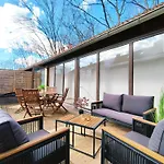 Design Apartment Fuer Bis Zu 4 Im 2 Og, Modern, Dachterrasse, Grill, Ruhige Lage, Disney Plus, Wii, Lan Und Wlan